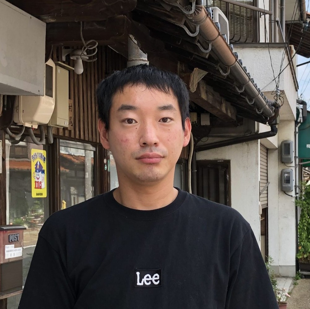 三輪　信介